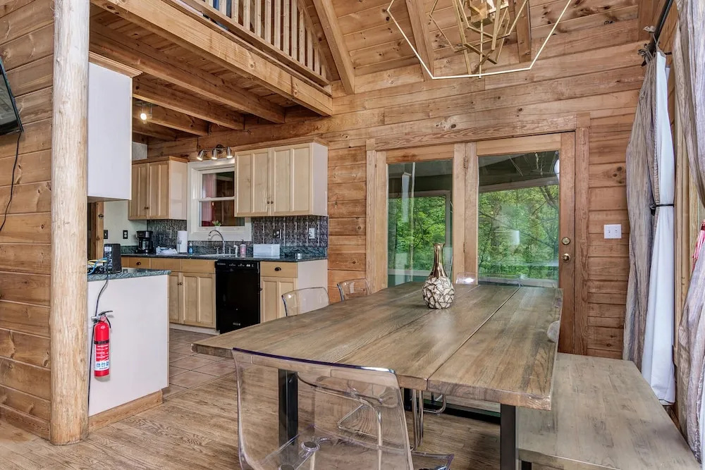 Mountain Escape - 3 Br Cabin