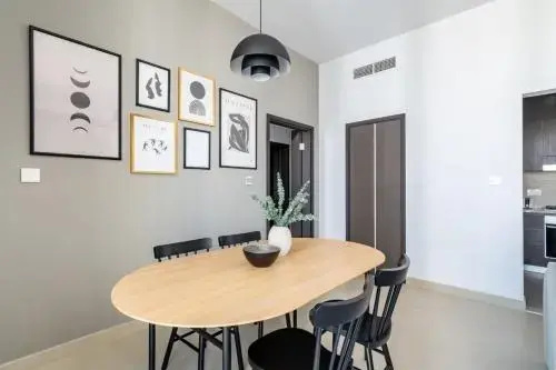 Silkhaus central 1BDR near Dubai mall in Downtown Views