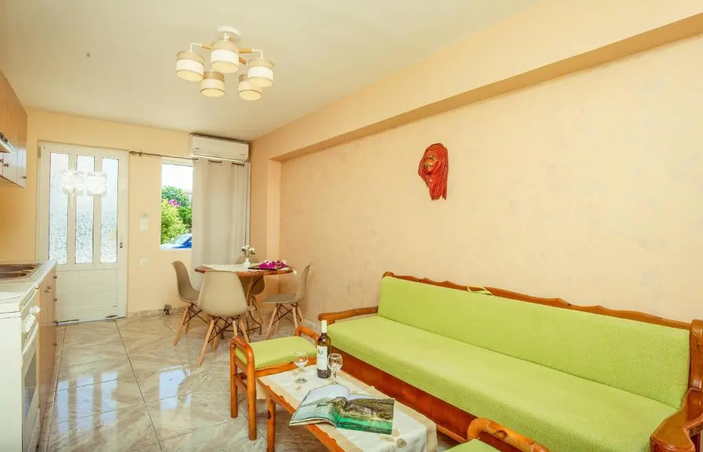 Limonero New City Apartment 1 with Private Parking