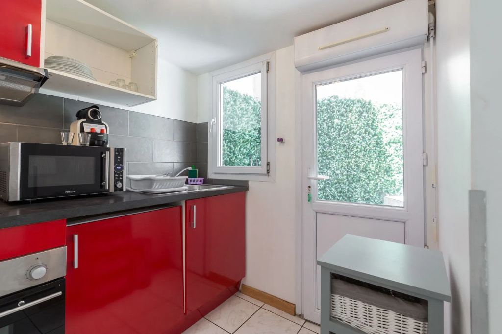 Florella Clemenceau Apartment