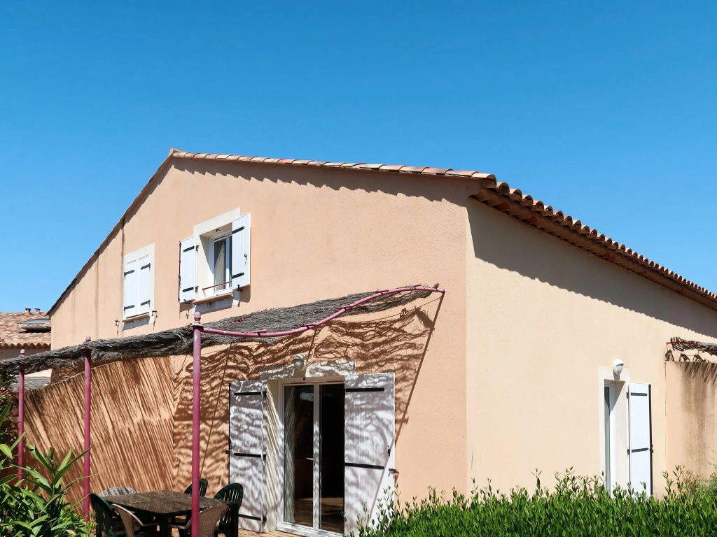 Three-Bedroom Holiday Home in Fayence