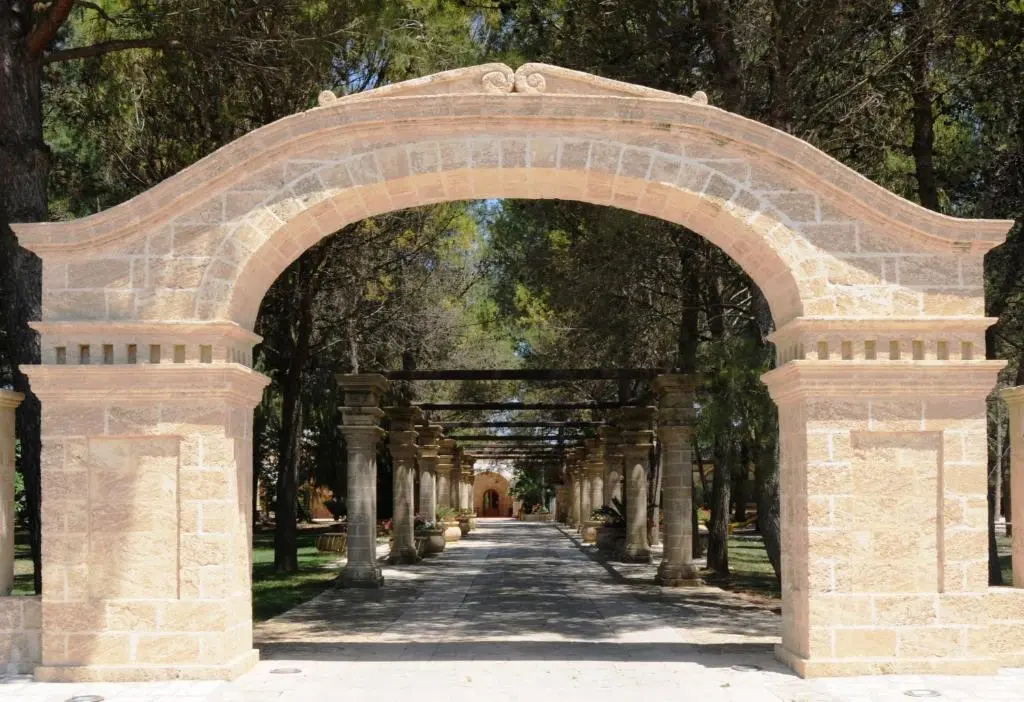 Отель Antica Masseria Martuccio