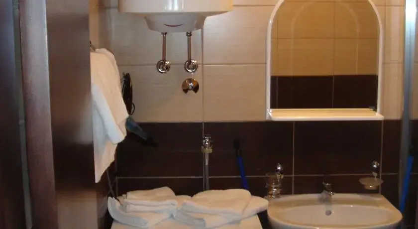 Apartments Tipon