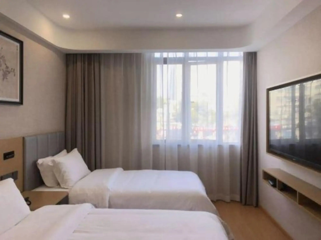 Yougo Hotel (Shanghai Nanxiang Guyi Garden)