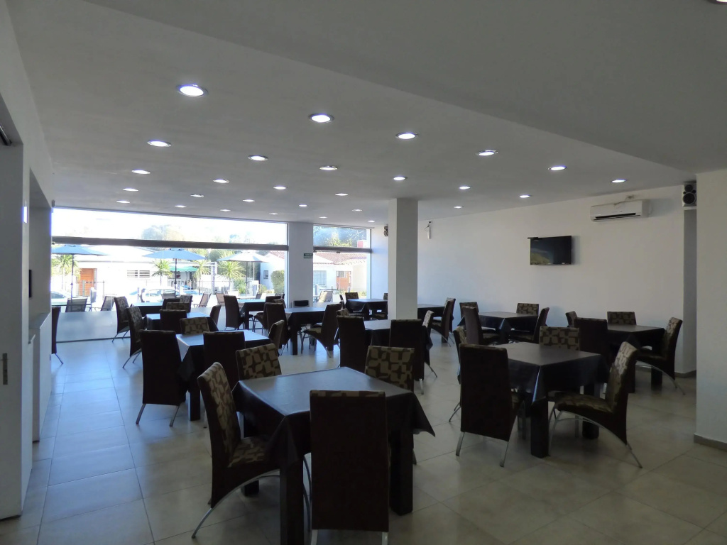 Hotel Pinar del Lago