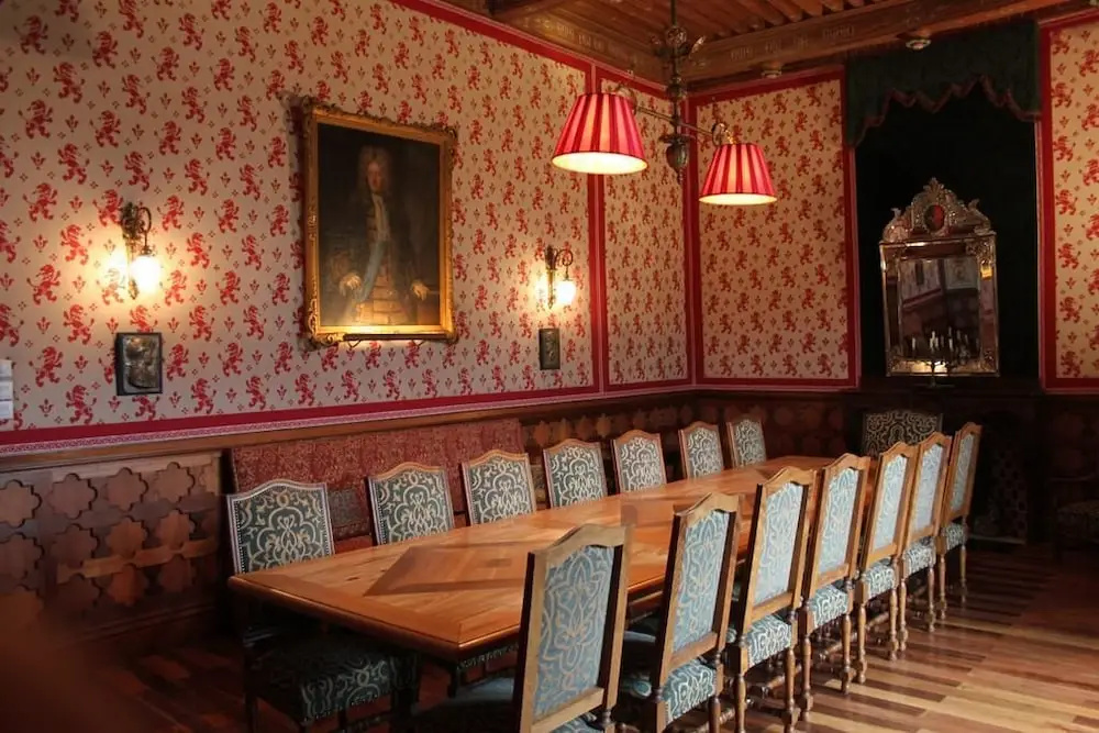 Chateau De Picomtal