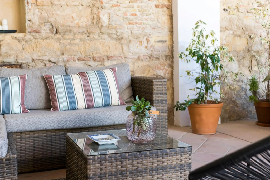 Cream Loft. Siente Jerez. Parking+Wifi+Netflix
