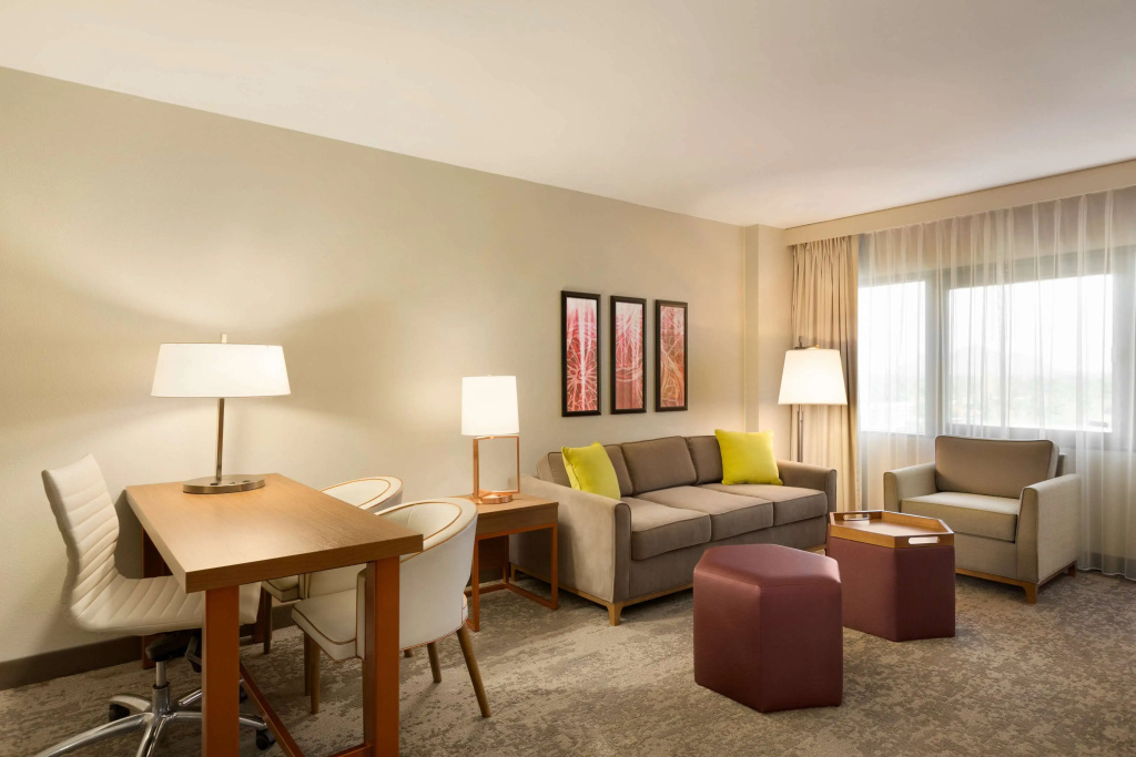 Embassy Suites by Hilton Phoenix Downtown North