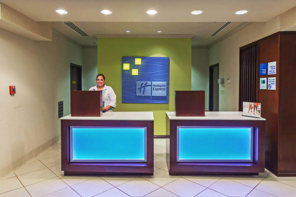 Holiday Inn Express Hotel & Suites Eagle Pass by IHG