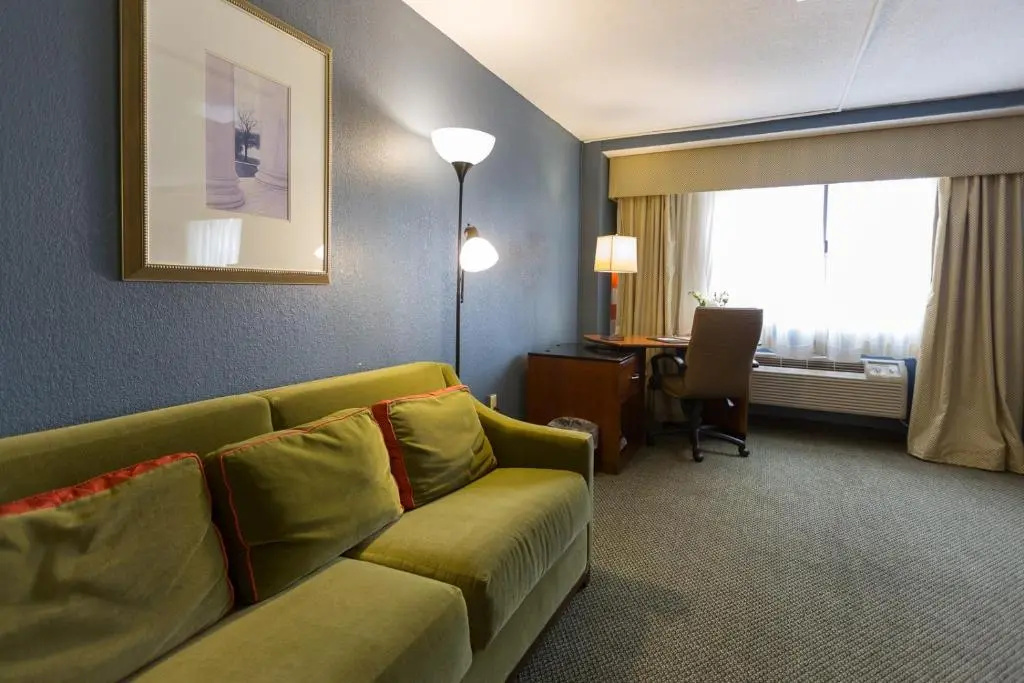 Capital Plaza Hotel