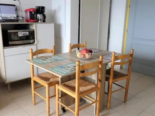 Apartment Studio 2/4 Personnes Expose Sud Dans Residence Recente Gardette B2 Reallon 5