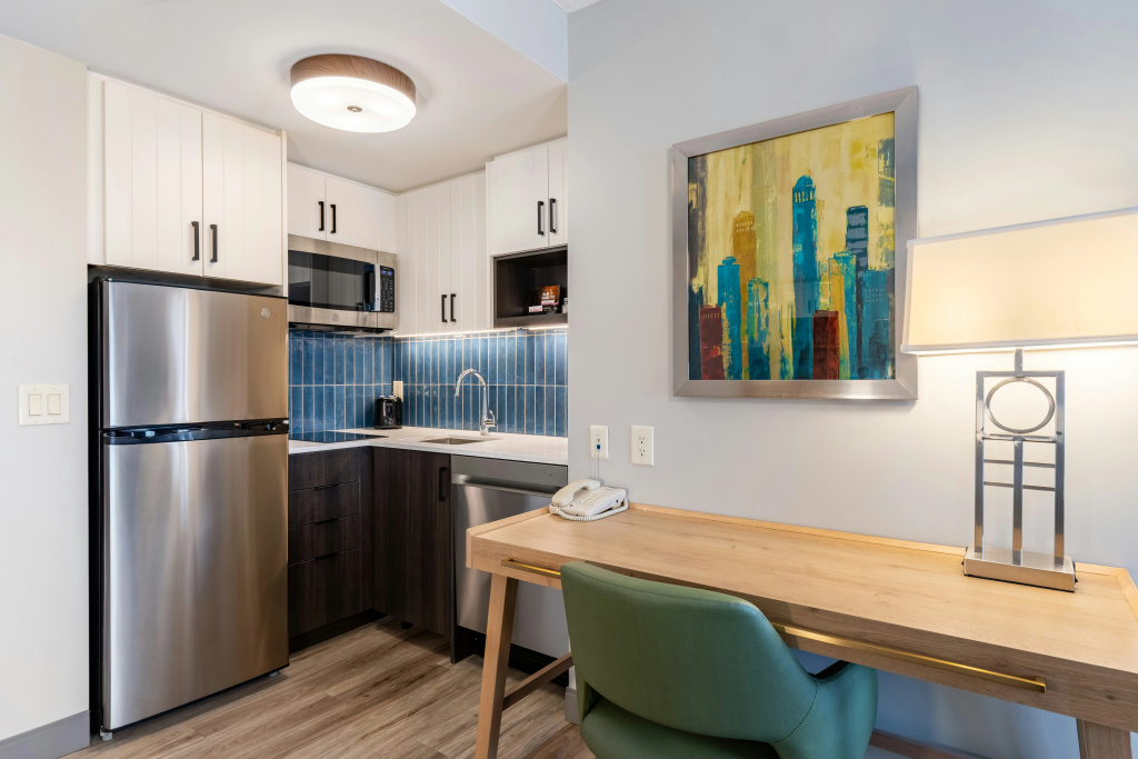Staybridge Suites London by IHG