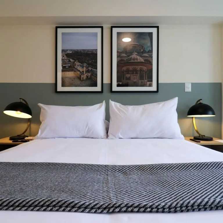 w Minimalist 2BR in Miraflores
