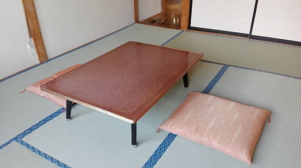 Yagisakien