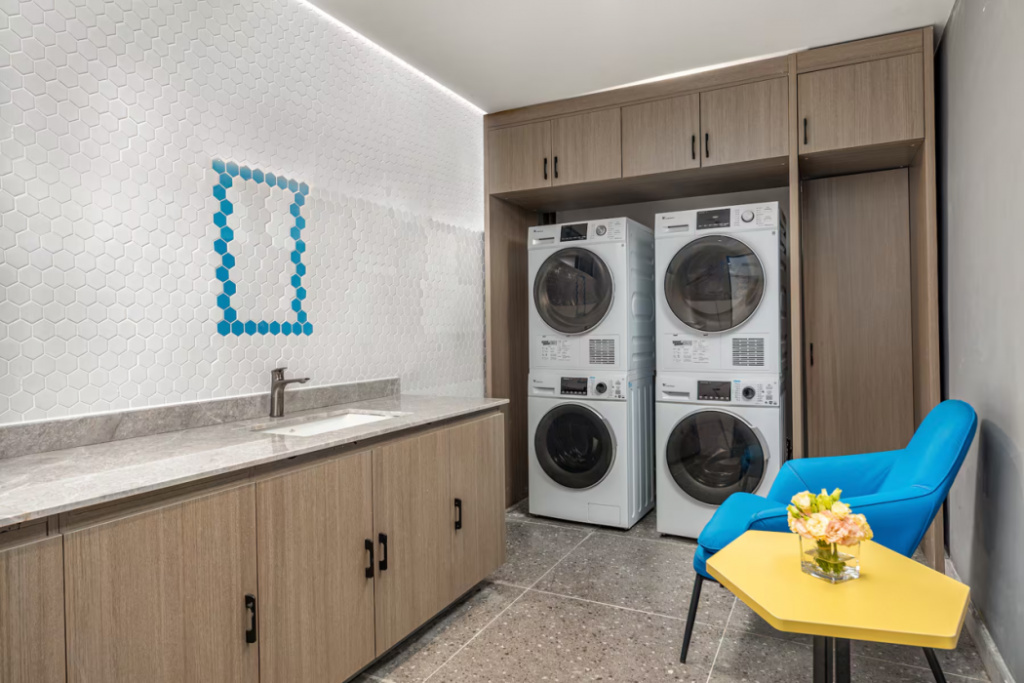 Microtel by Wyndham Xishuangbanna Mengle
