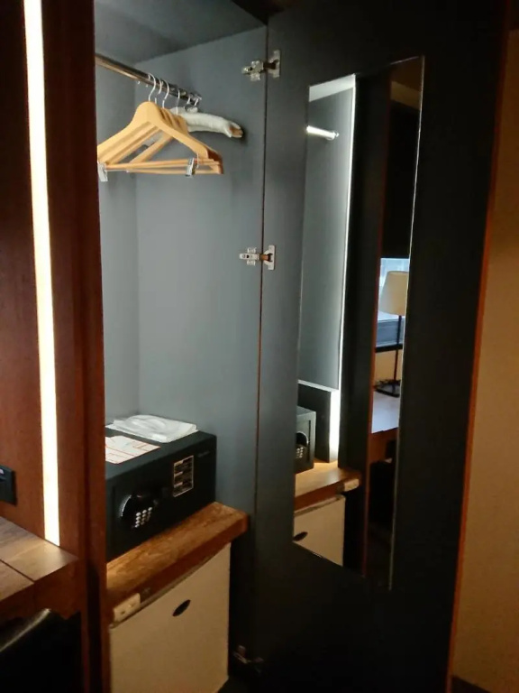 Simple + Hotel