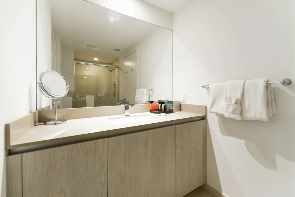 Luxury Condo, Spectacular Ocean View