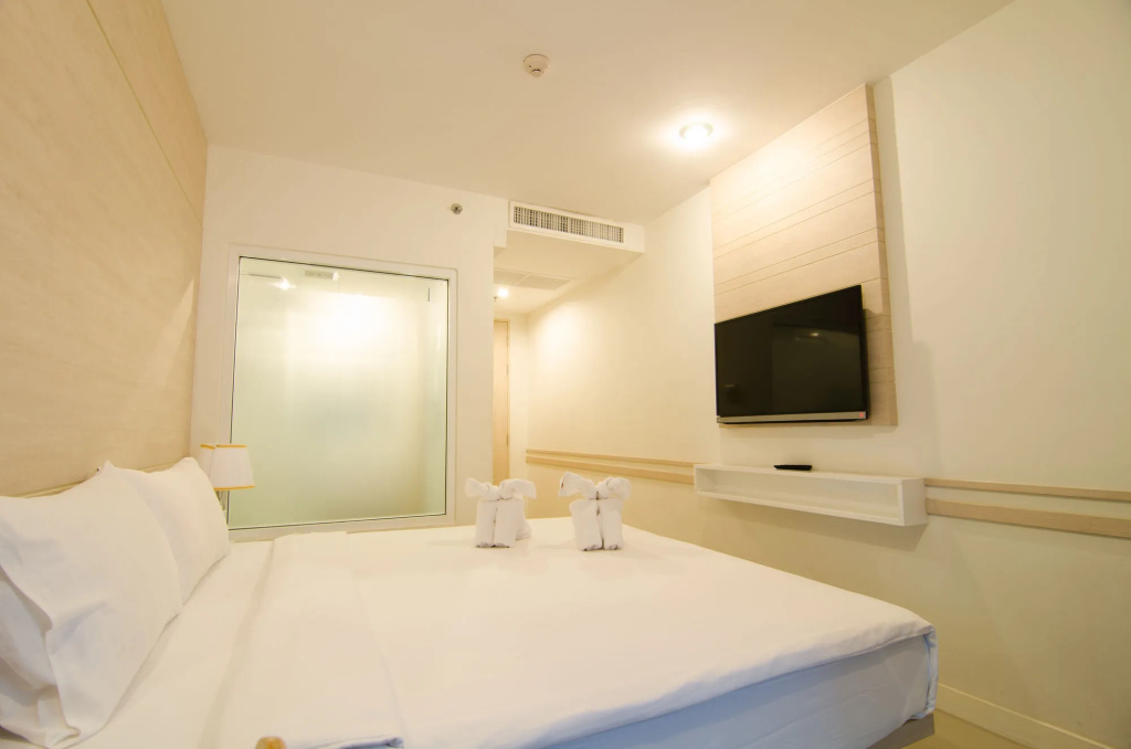Mirage Express Patong Phuket Hotel