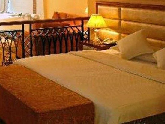 Garden Hotel
