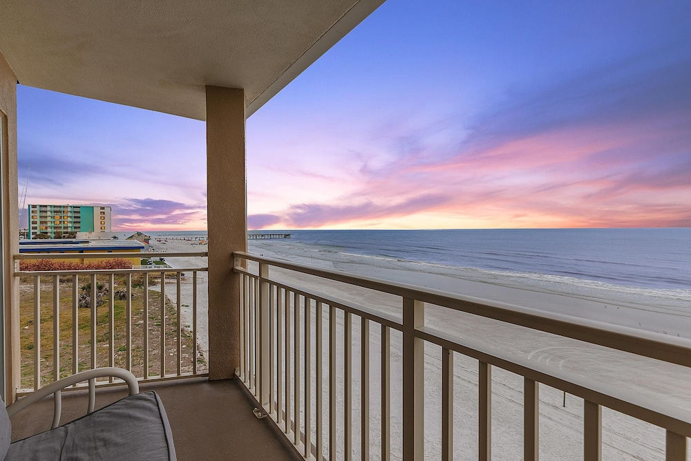 Daytona Inn Beach Resort 409