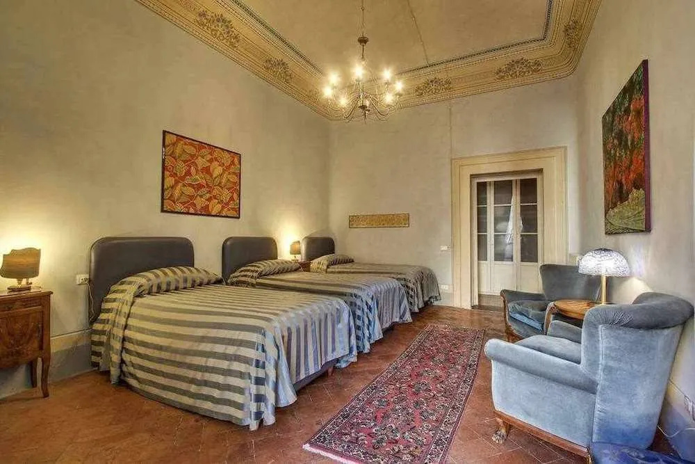 Piazza Salvemini Elegant