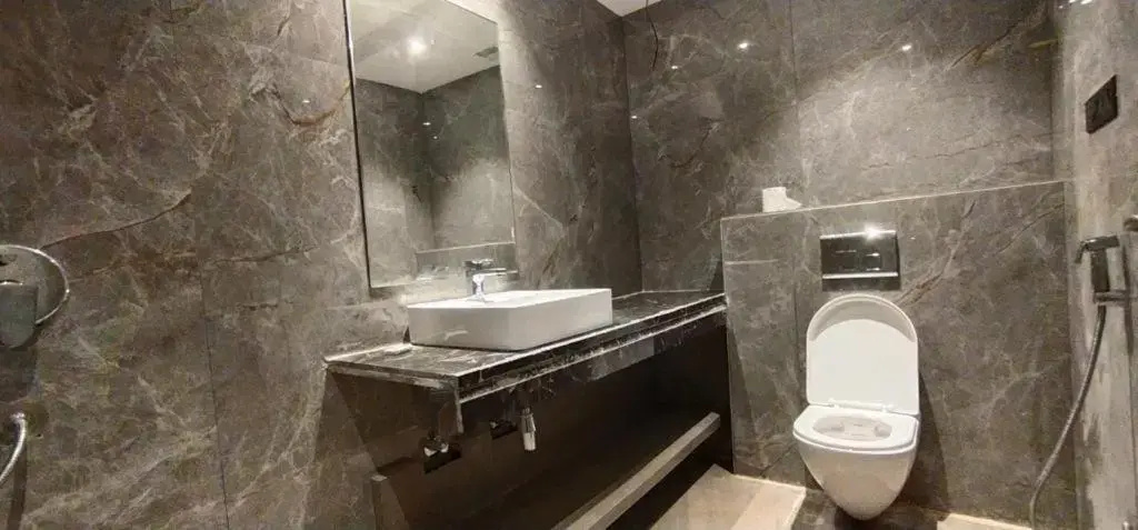 Hotel The Legend