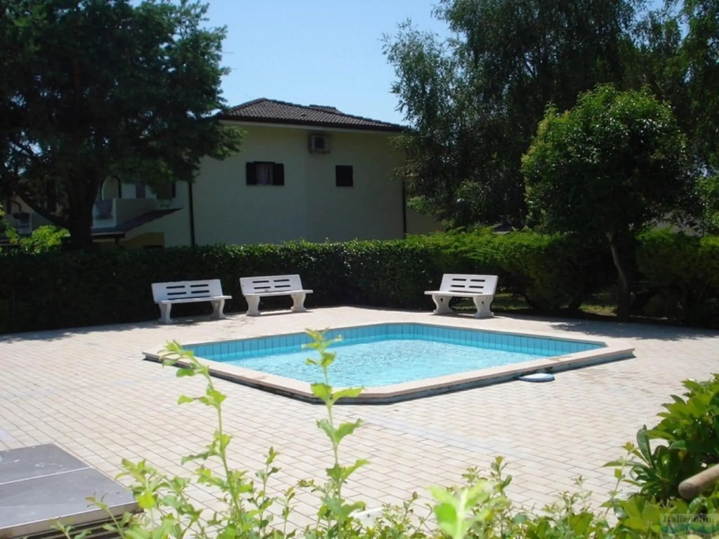 Belvilla by Oyo Villa Fabienne 24
