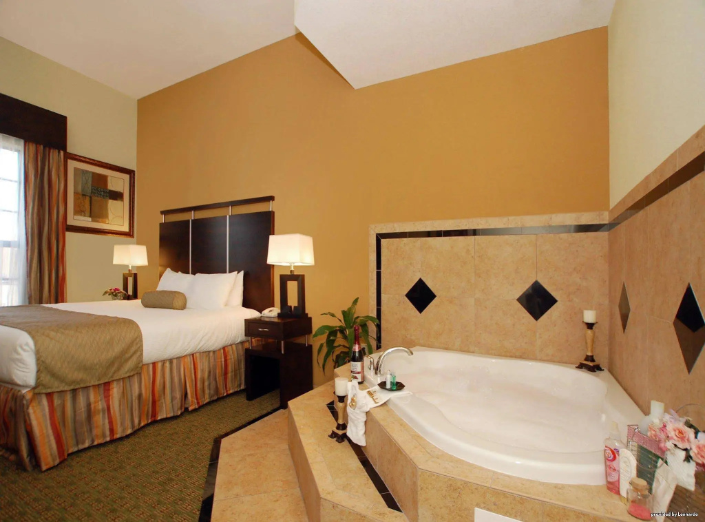 Best Western Plus Bradenton Gateway Hotel