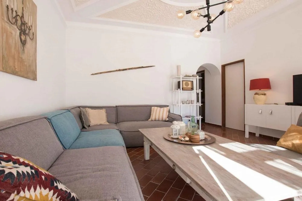 Casa Arroio by Portucasa