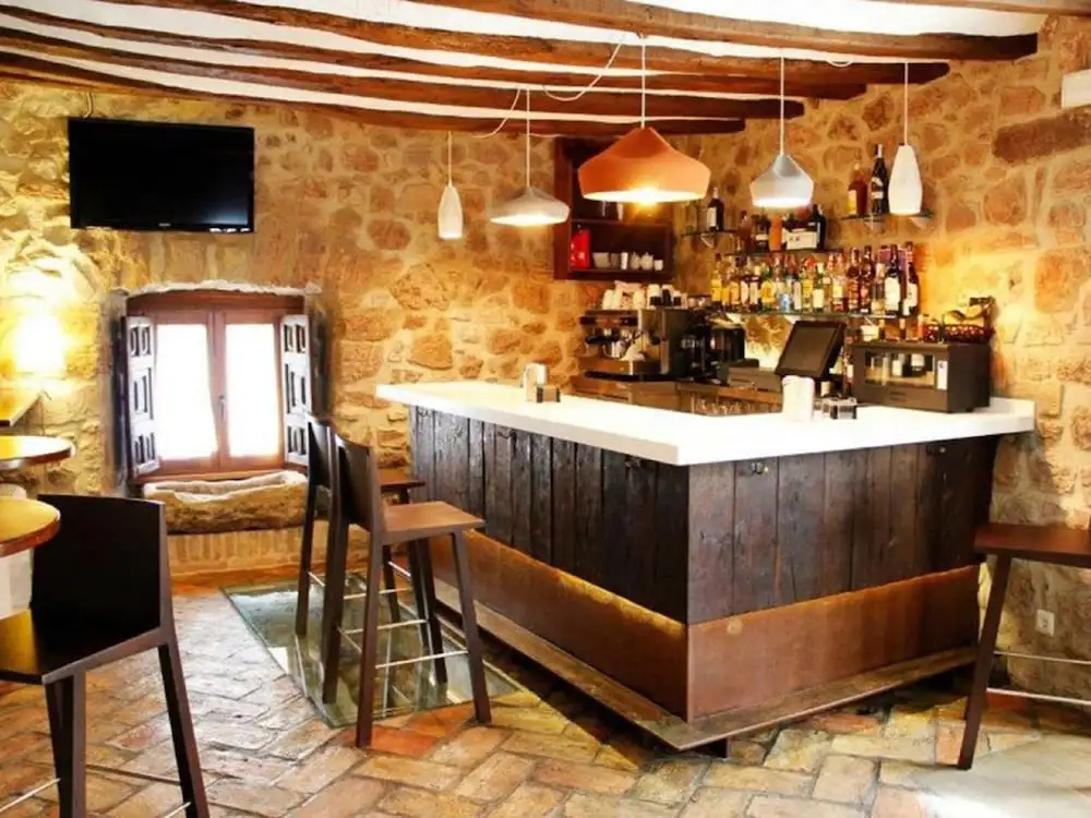Hotel Rural LATORRIÉN DE ANE