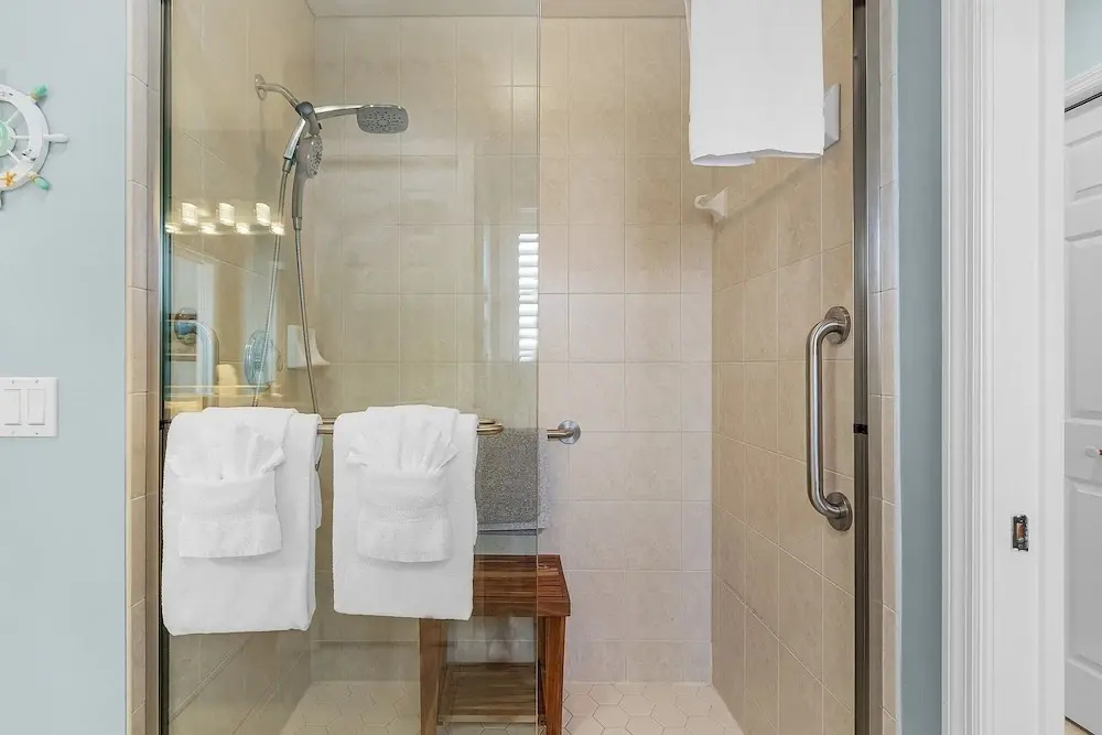 401 Pet-friendly, Pirate's Cove Retreat 3 Bedroom Home