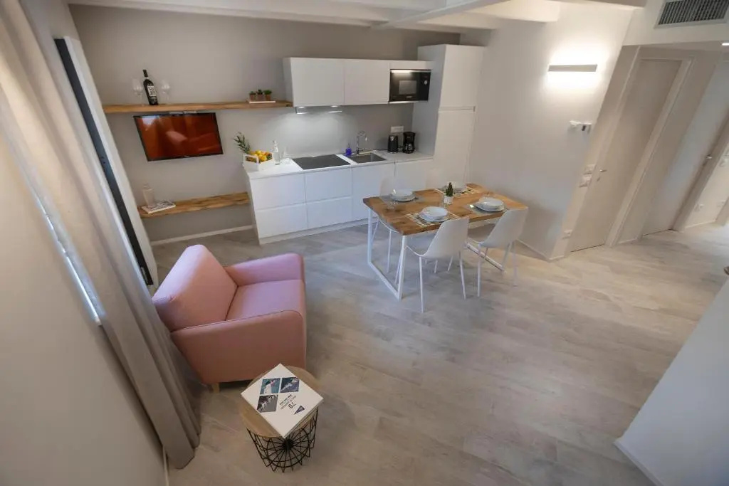 Picalof Apartments