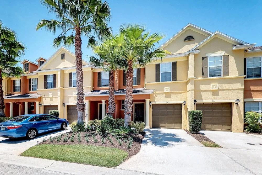 Rvh_436r Serene Living 3 Bedroom Townhouse