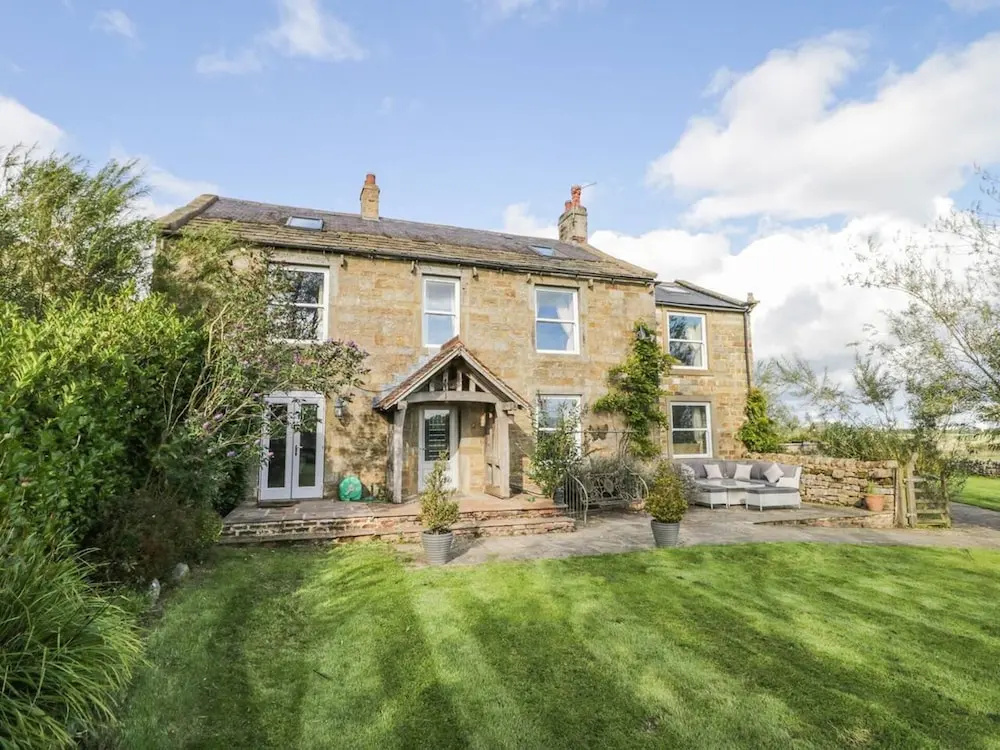 Meagill Farmhouse, hot Tub, bbq hut