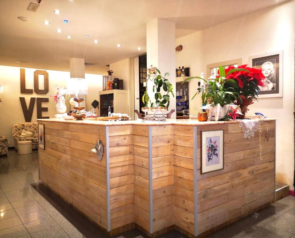 Hotel Garisenda sul Lungomare Riccione B&BRUNCH