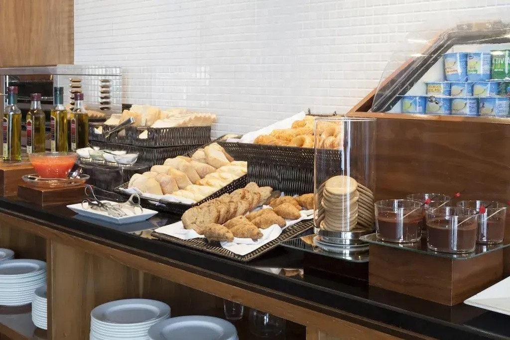 AC Hotel by Marriott Madrid Airport
