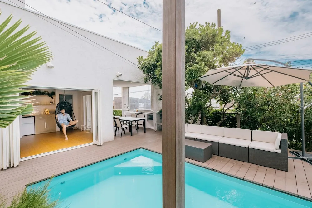 カサブランカプールハウス鎌倉 - Casablanca Pool House Kamakura Seaside Luxury Villa with Heated Pool & Sauna