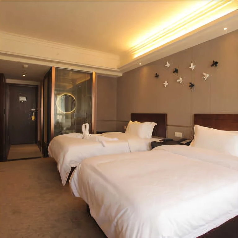 Guiyang Chenmao Sunshine Hotel (Huaguoyuan Shopping Center)