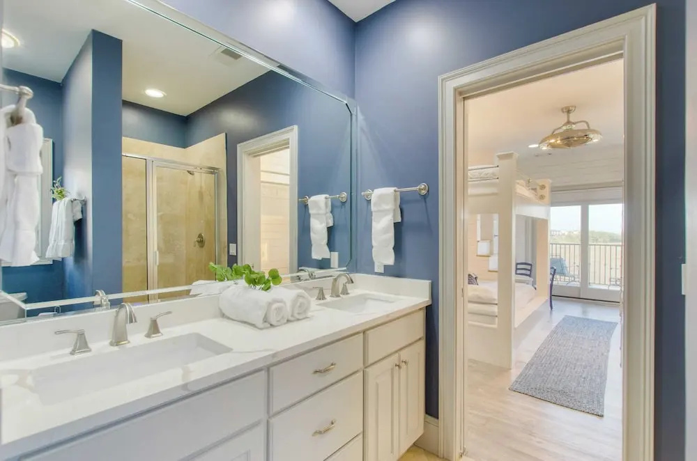 Sleeps 38 2 Homes, Steps to the Beach, Private Pool + Hottub, Game Room, Views