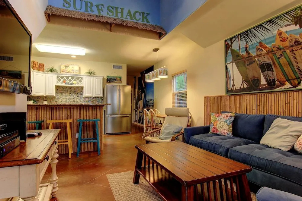 The Surf Shack Pb105 3 Bedrooms 2 Bathrooms Condo