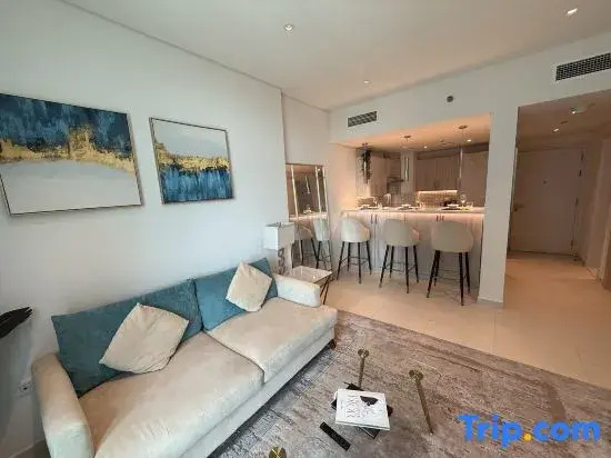 Highend  Luxury 7 Palm Residence in Palm Jumeriah