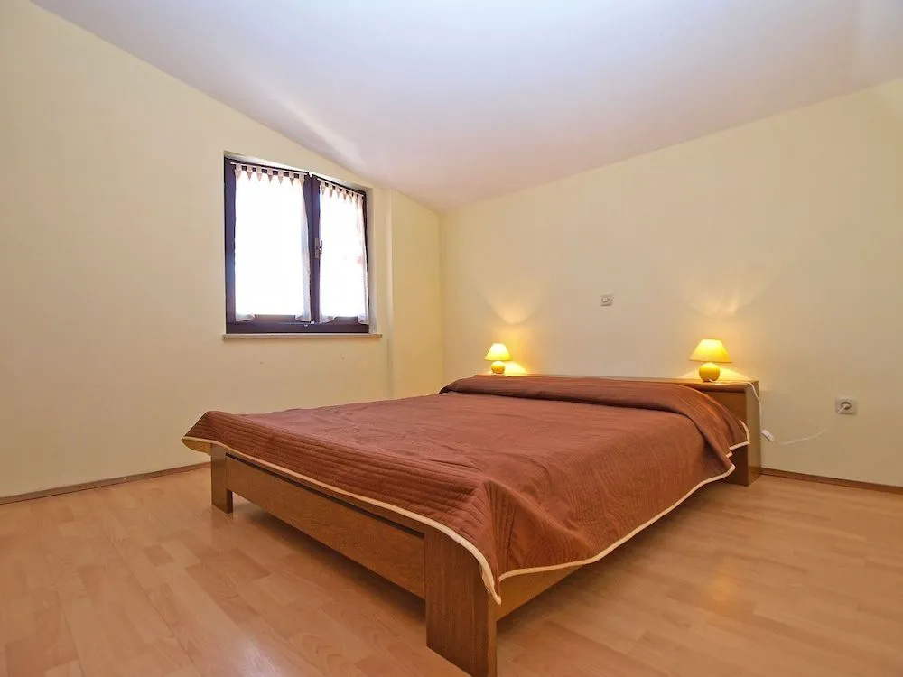 Apartment 1324