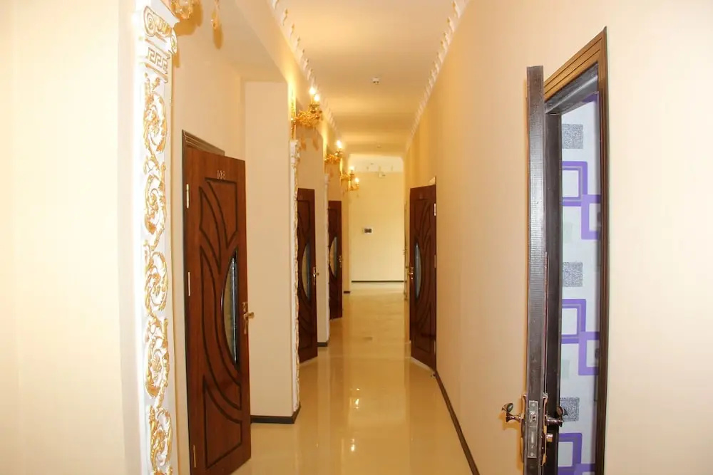 UMAR Hotel