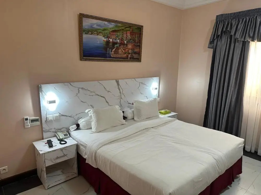 Hotel Fleur De Lys Almadies