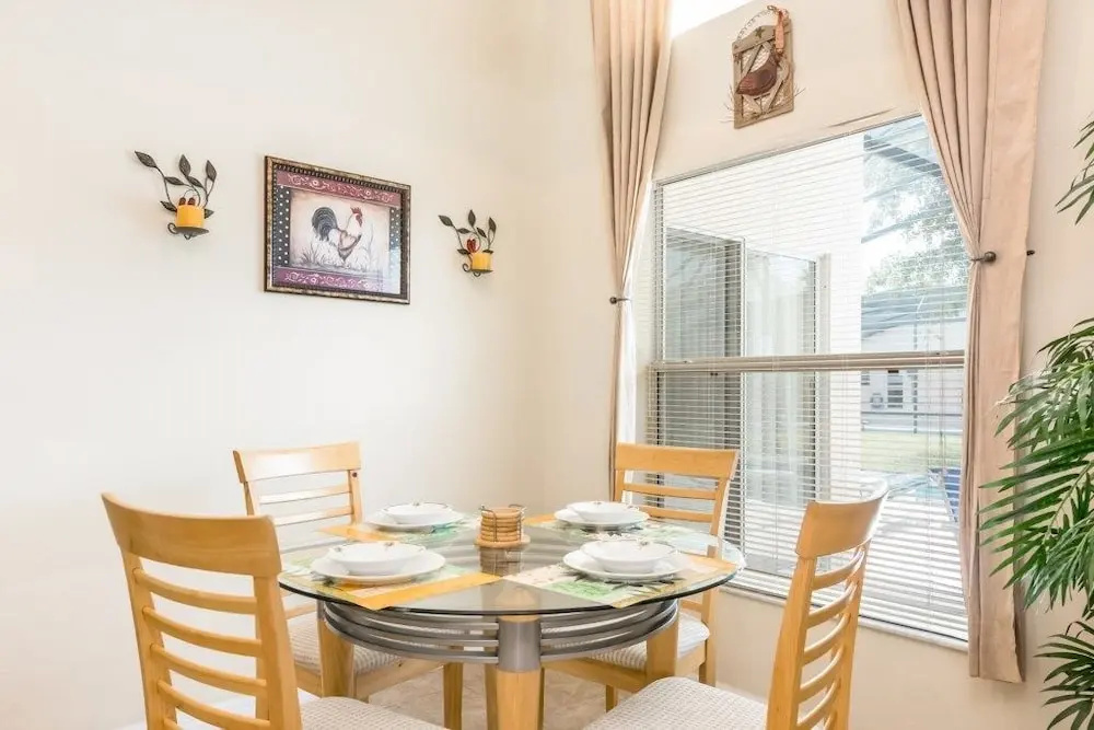 4BR Pool Home Emerald Island by SHV-8540