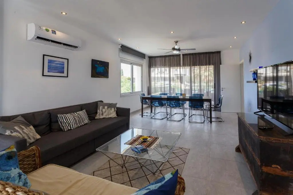 Sea Breeze Apartments - 3 Bedroom Apartment