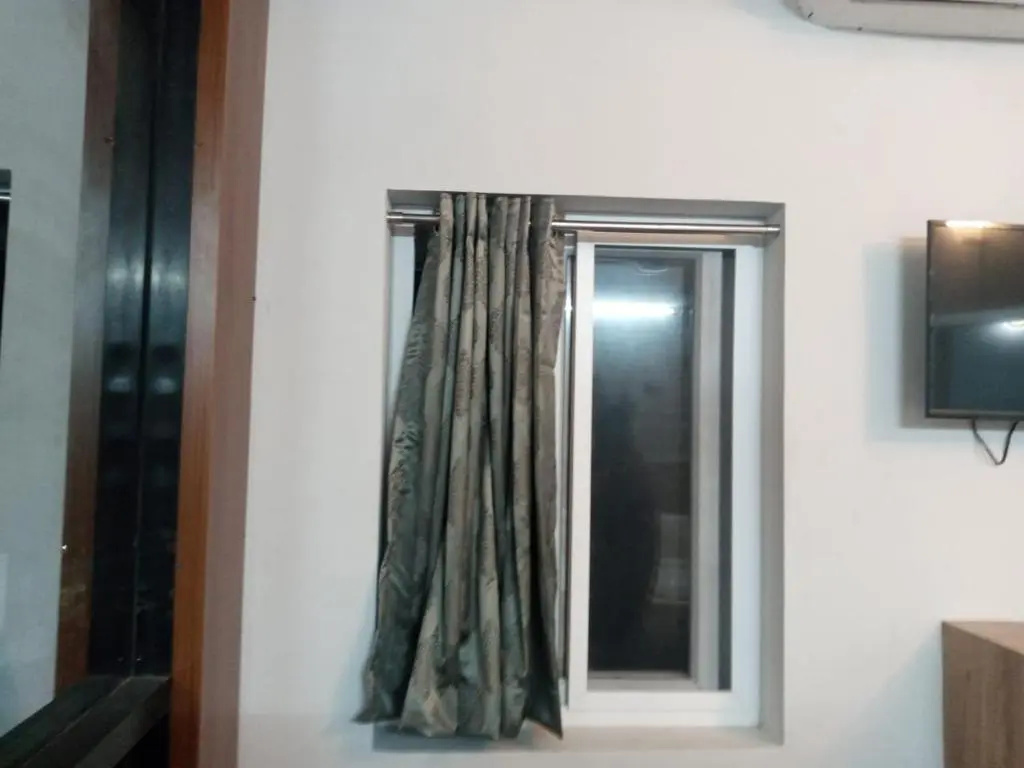 Season 4 Residences - 1BHK furnished apartments (near Apollo Proton, Tidal park)