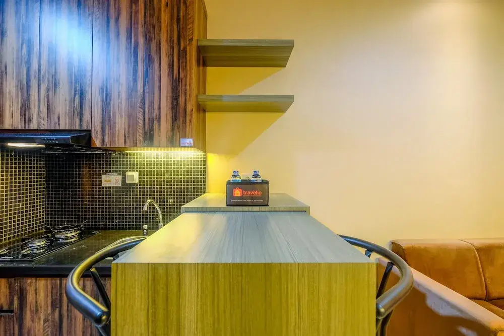 Fully Furnished Apartment with Comfortable Design 1BR Woodland Park Residence