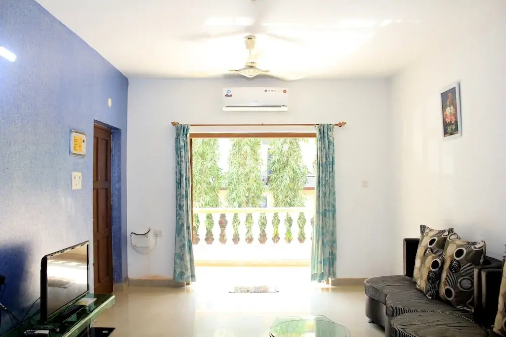 Spacious Fully AC Apartment - CM040