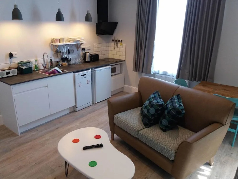Cotswold Aparthotel